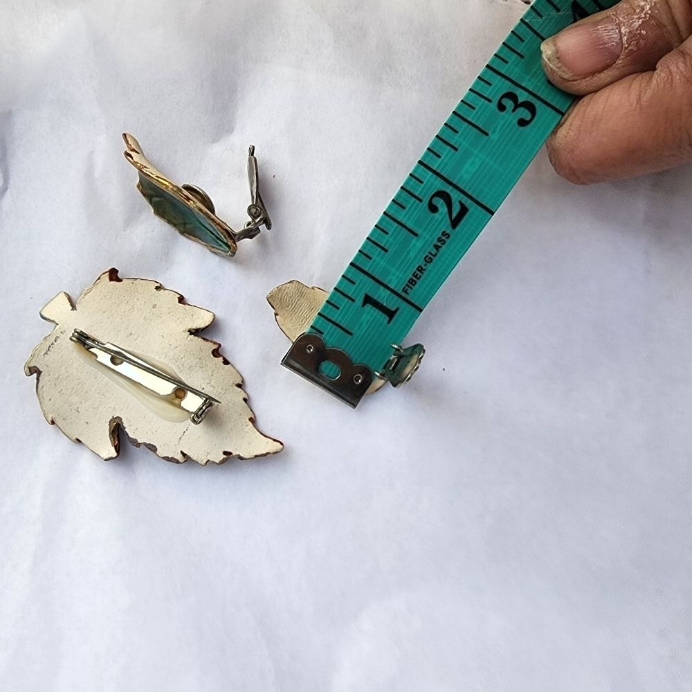 Vintage Ceramic leaf set - Picture 6 of 6